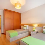 Hibiscos - Minho's Guest Apartamento