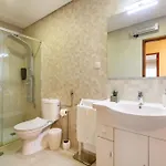 Hibiscos - Minho's Guest