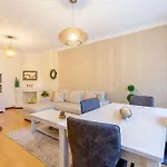 Hibiscos - Minho's Guest Apartamento