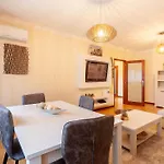 Hibiscos - Minho's Guest Braga